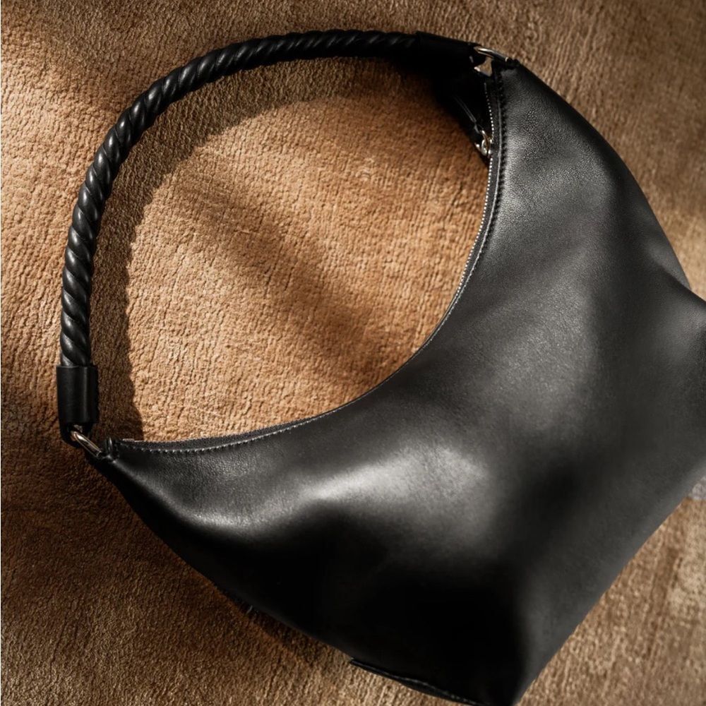 JENNI KAYNE Crescent Shoulder Bag - Picture 4 of 9